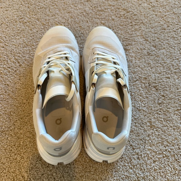 On Cloudrift in White/Sand - Picture 10 of 13